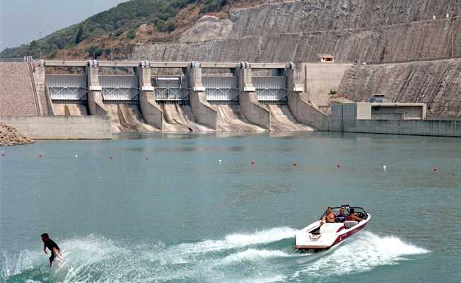 A lake for sports…